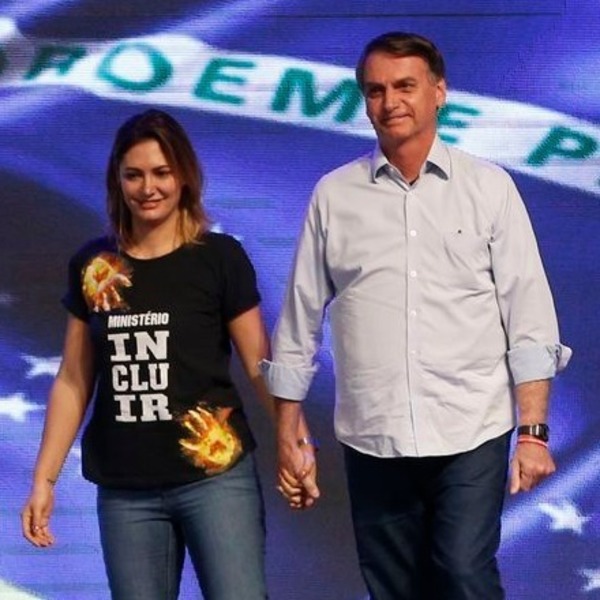 Michelle Bolsonaro Chega A Bras Lia Para Primeira Visita Ap S Elei O