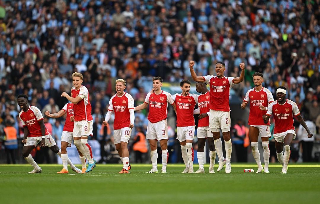 Arsenal vence o Manchester City nos pênaltis e fatura Supercopa na
