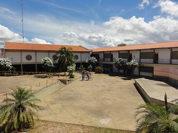 Deputado Estadual Dr Hélio visita o Centro de Educação Liceu Parnaibano ...