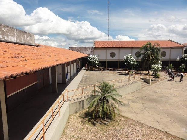 Deputado Estadual Dr Hélio visita o Centro de Educação Liceu Parnaibano ...