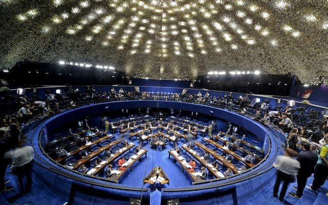 Resultado de imagem para Parecer da LDO veta renÃºncia fiscal, reduz custeio e congela salÃ¡rios