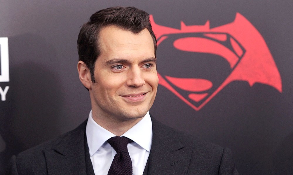 Henry Cavill, que vive o Super-Homem, vai protagonizar The Witcher na  Netflix