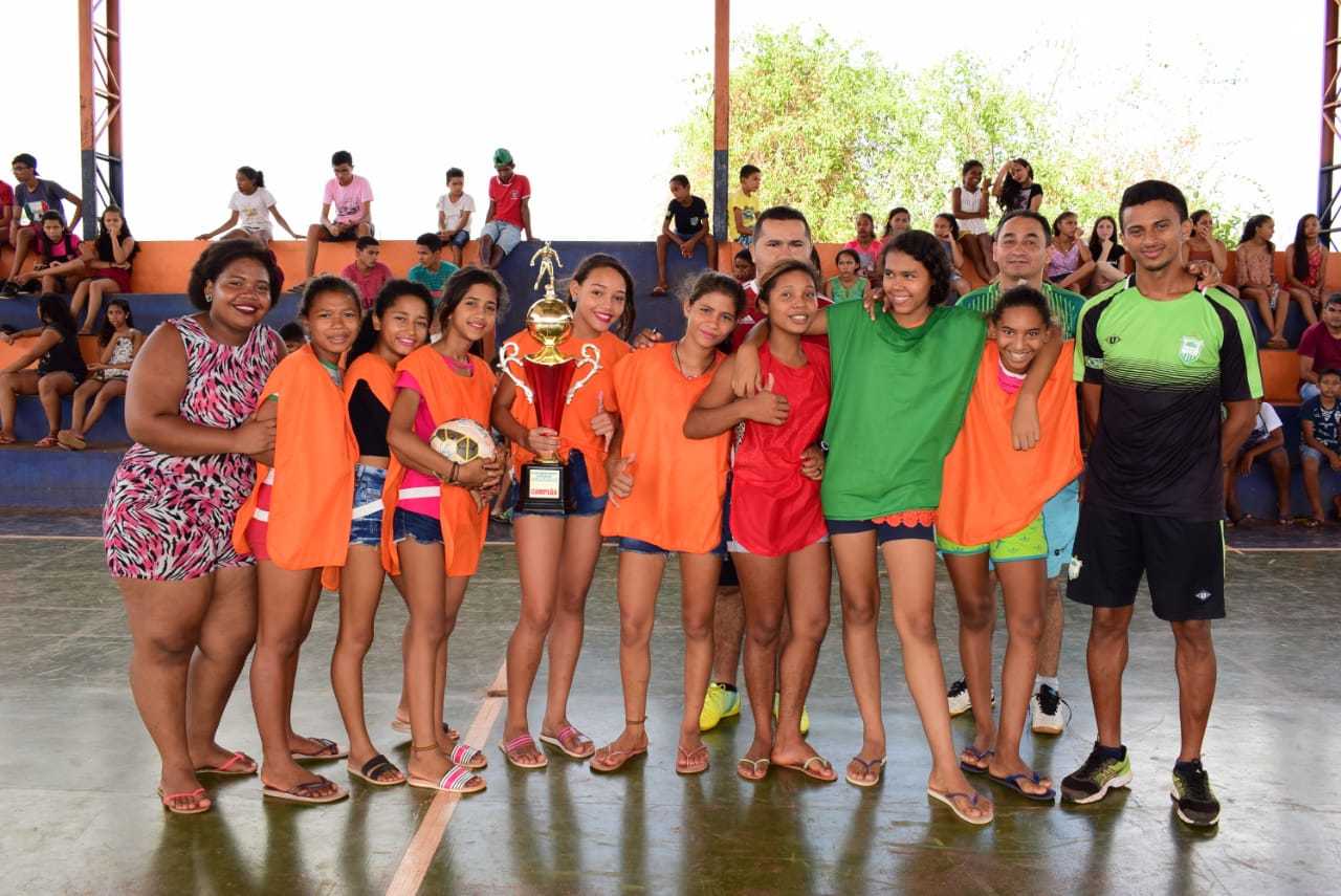 Escola Municipal Luís Ramos dos Santos realiza Jogos Interclasse