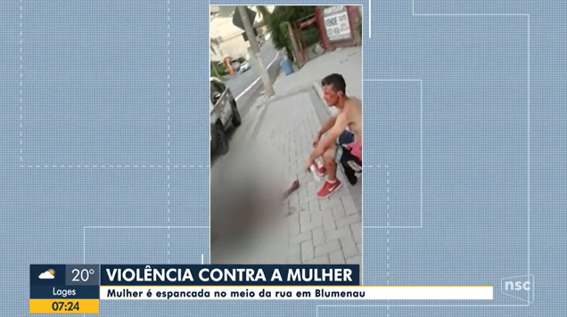 vídeo moradora de rua fica inconsciente após ser agredida pelo