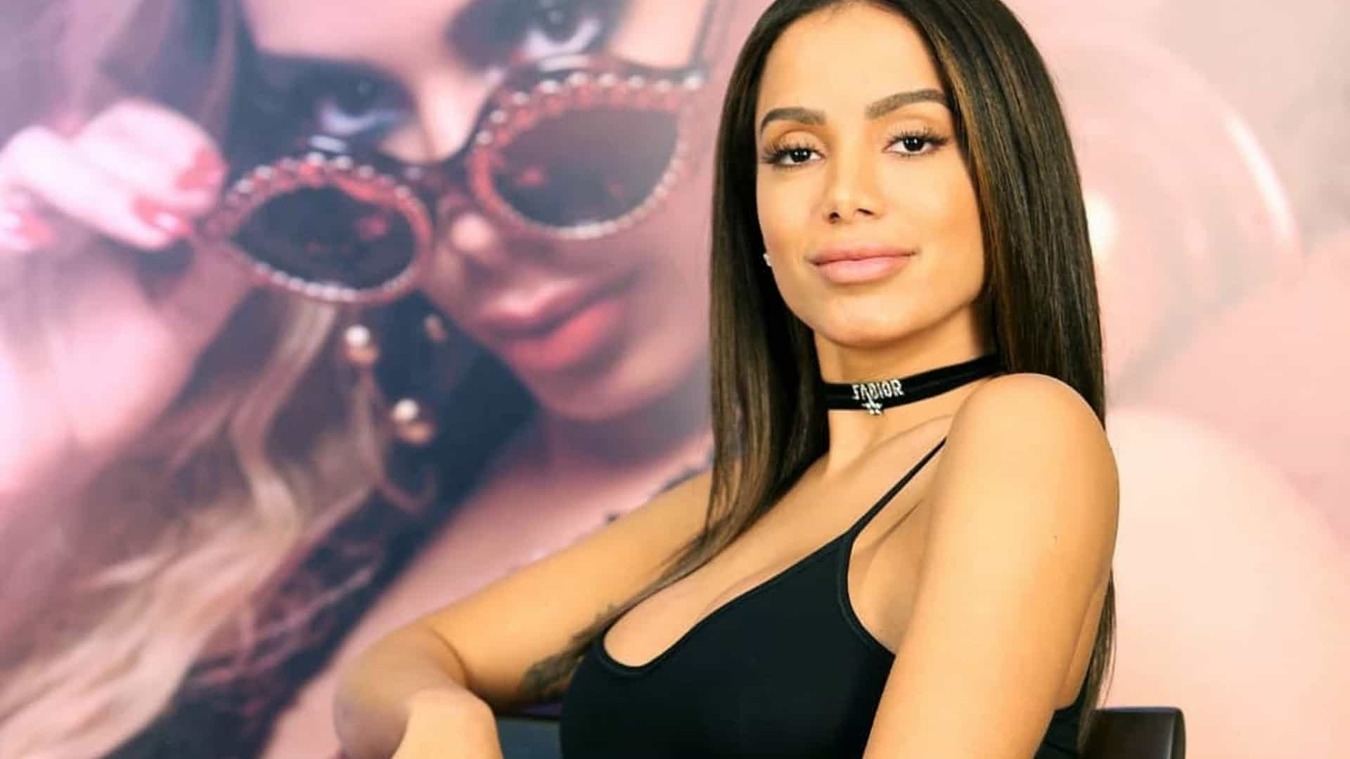 Anitta Revela Que Fez Curso Para Massagear Test Culos Graus O Maior Portal Do Piau