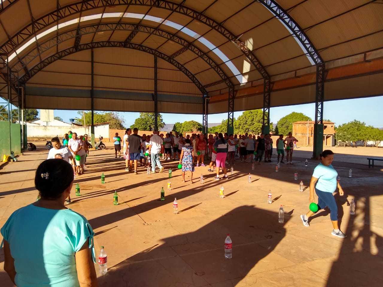 População coloniense abraça o Projeto Jogo de Cintura Col - 180graus ...