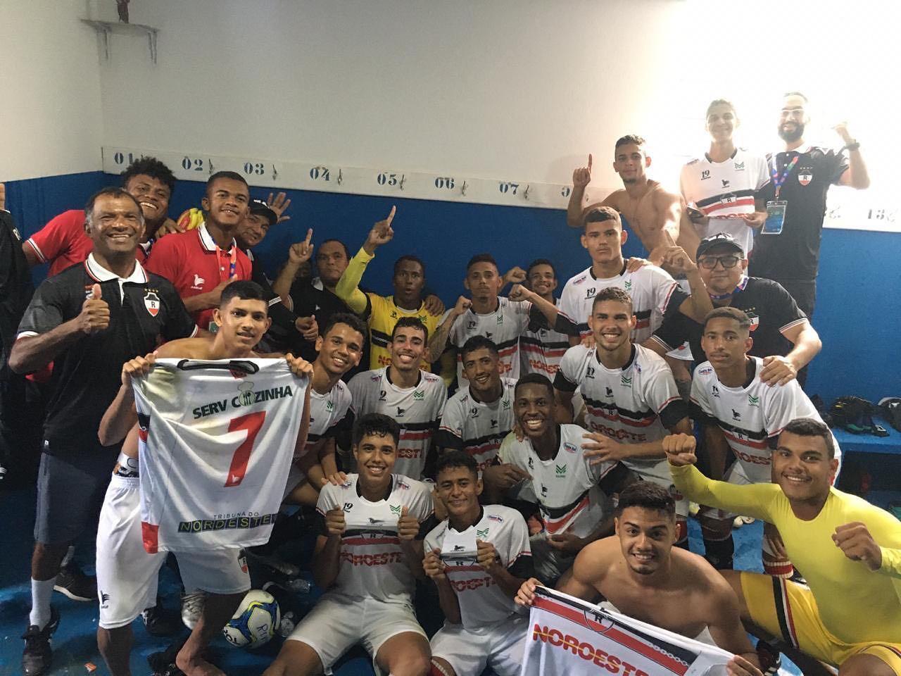 Galo Carijó comemora resultado na estreia da Copinha
