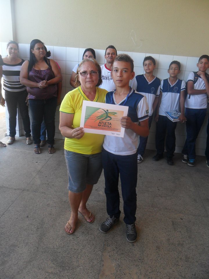 Escola Odete Feroldi promove festa junina com jogos e comidas típicas -  Buritama