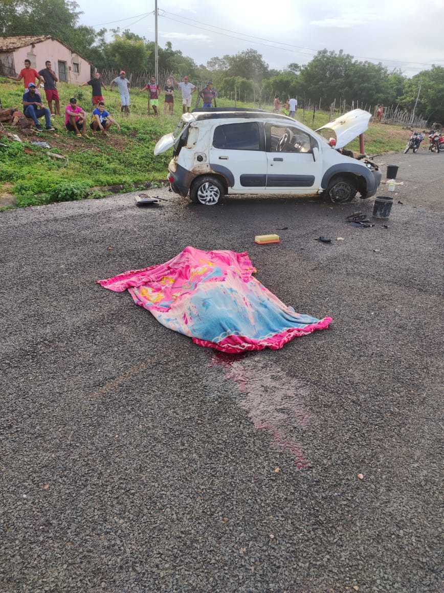 Homem morre em acidente de carro em Cajazeiras do Piauí