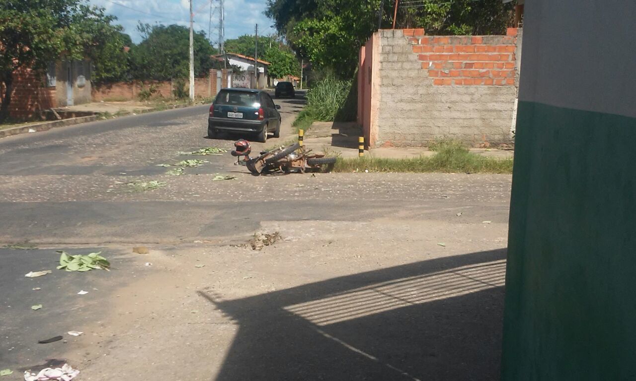 Avenida do bairro Santa Clara registra número cada vez maior de acidentes.