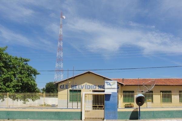 Unidade Escolar Helvidio Nunes da Rede Estadual de Ensino Abri ...