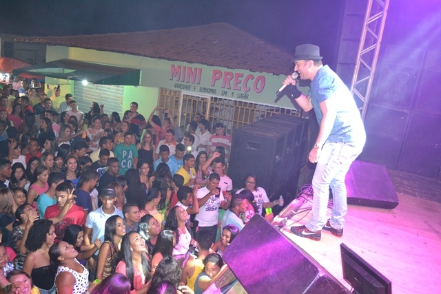 Show no Pilequinhos Clube - Água Nova - RN (6 fotos)