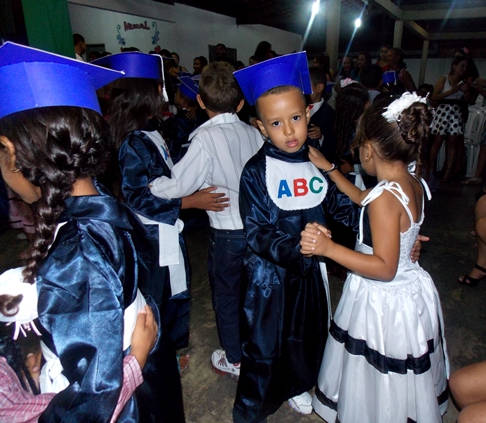 Pr Escola Realiza Formatura Do Abc Graus O Maior Portal Do Piau