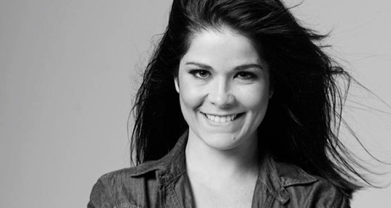 Samara Felippo bomba no Instagram ao postar foto íntima