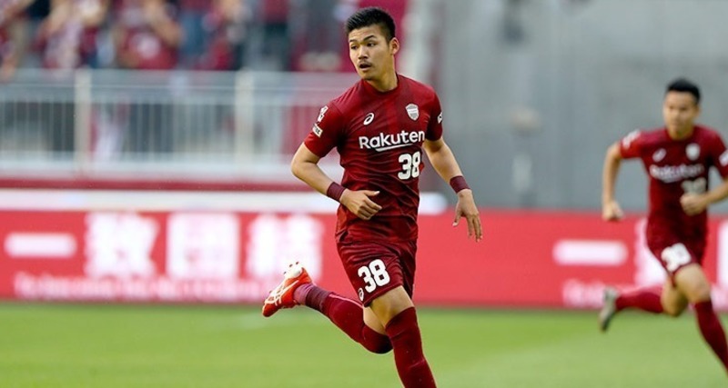 Palmeiras fecha com o meiaatacante japonês Daiju Sasaki