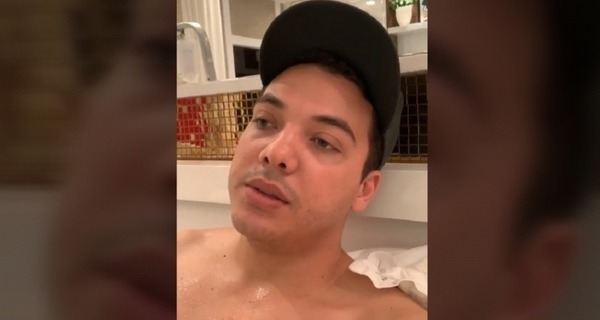 Medium photogrid 1568943332394220337348109351858