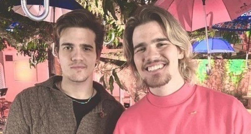 Breno e Caio Cesar divulgam que estão com covid-19 e em isolamento
