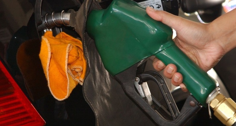 Gasolina: Economista vê pouco ganho para o cliente após redução de 3%