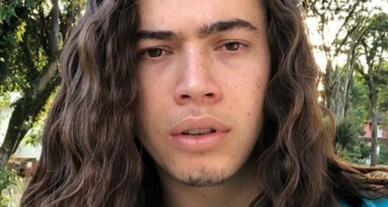 Whindersson Nunes oferece assistência psicológica à criança de 10 anos grávida após estupro do tio