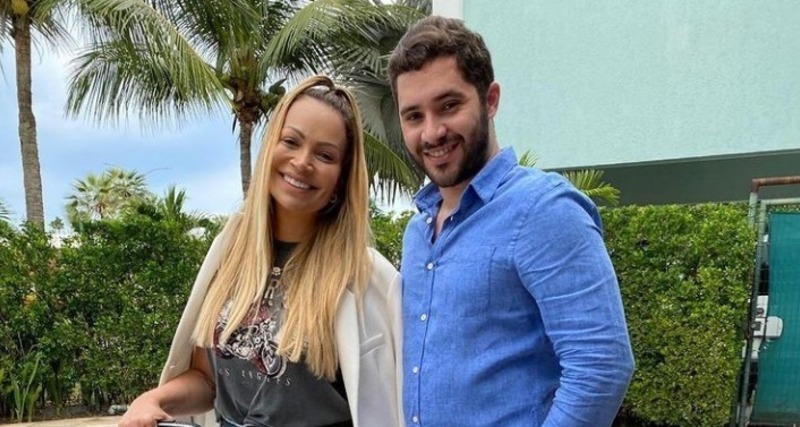 Recém-casada, Solange Almeida diz que quer ser mãe novamente: 'Não vejo a hora'