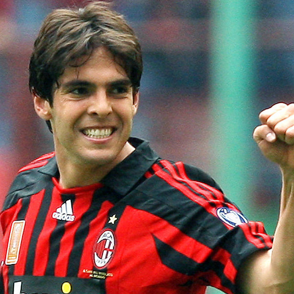 Kaká completa 33 anos com nova fase na carreira e no casamento