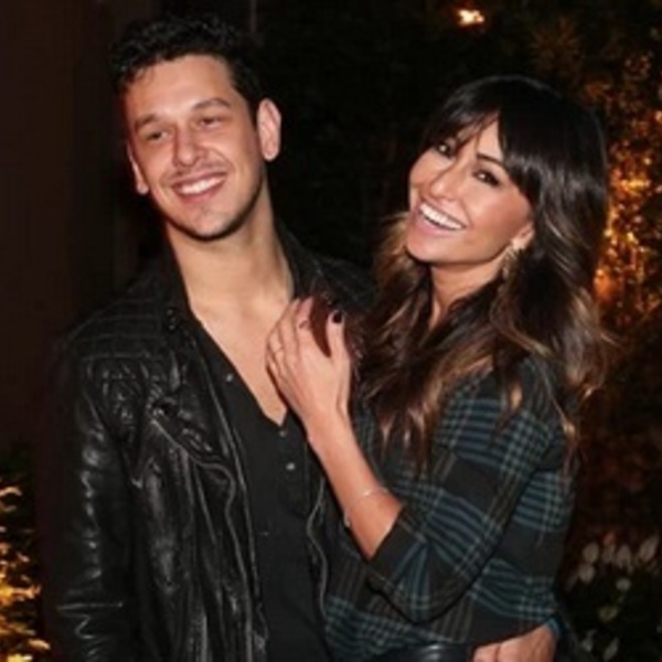 Emocionante! Apresentadora Sabrina Sato é homenageada pelo namorado