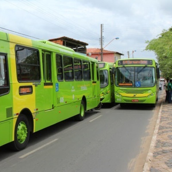 Mudança em rotas de ônibus da zona norte passam a valer nesta terça