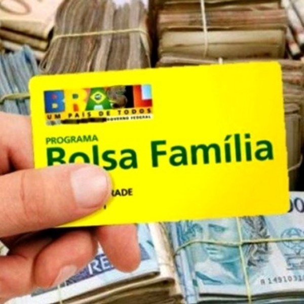 Entenda as diferenças entre o Bolsa Família e o novo Auxílio Brasil