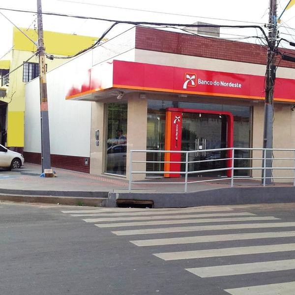 Banco do Nordeste segue plano de expansão e inaugura agência em Imperatriz Banco do Nordeste segue plano de expansão e inaugura agência em Imperatriz